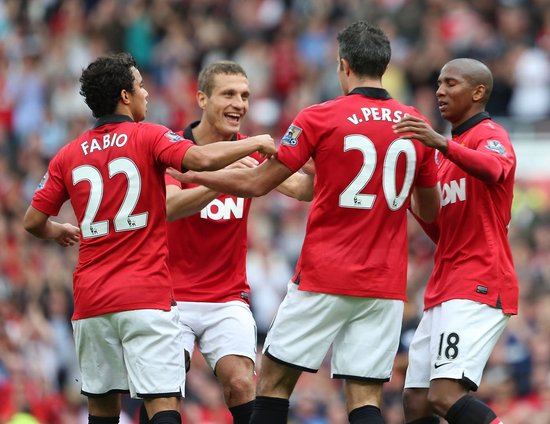 更是在更衣 更是在更衣